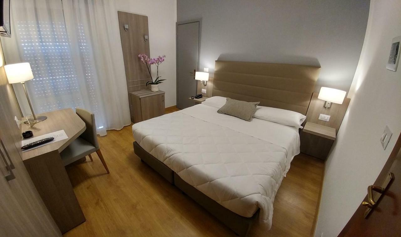 Hotel Loreley Lido di Jesolo Luaran gambar